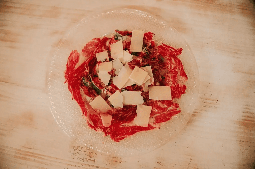 Jamón ibérico cortado a cuchillo